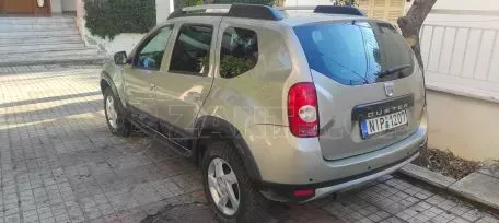 Dacia Duster 2011 