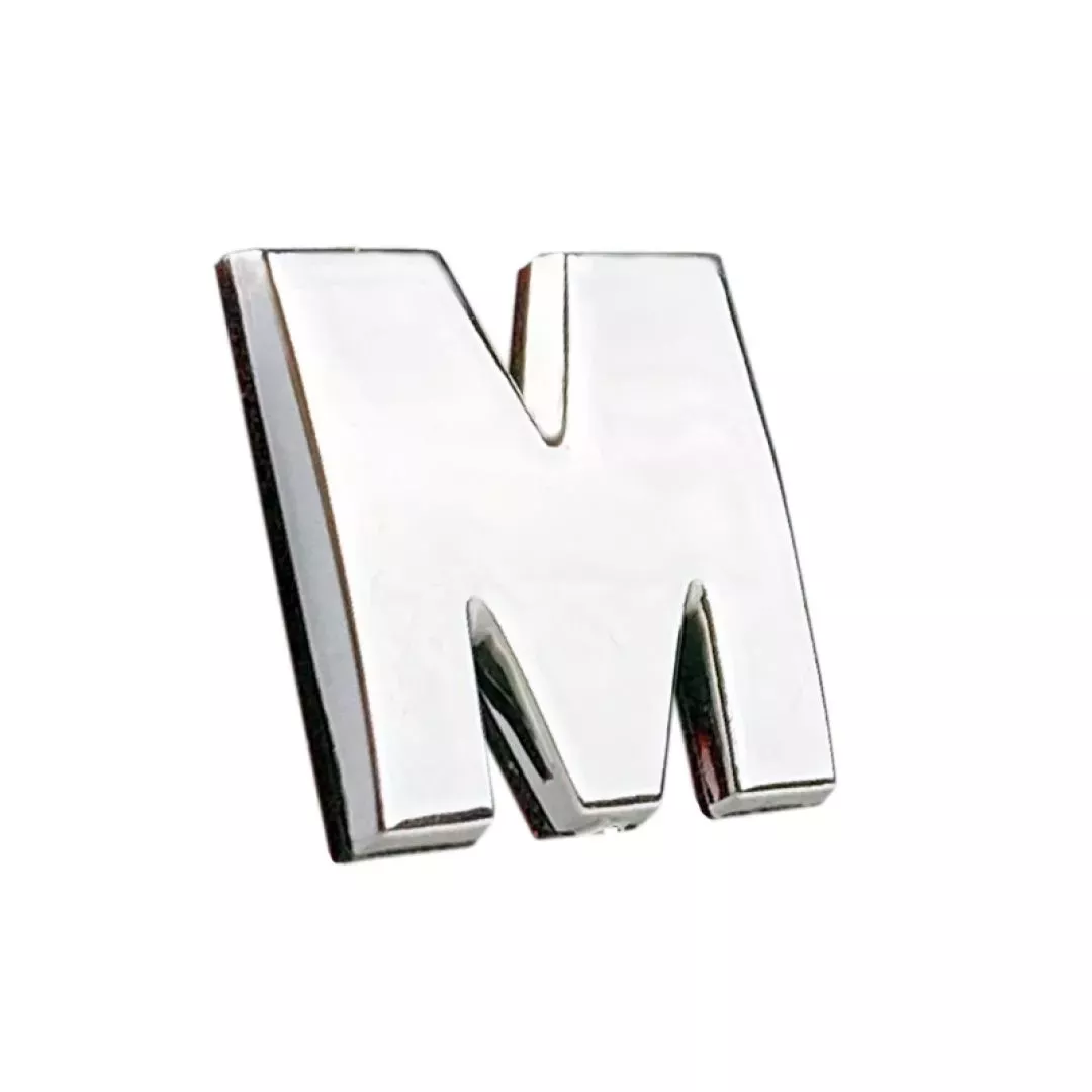 Αυτοκόλλητo Γράμμα Χρωμίου 3D ''M'' 2.7cm x 2.5cm 1 Τεμάχιο