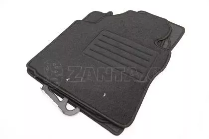 Πατάκια μοκέτα για VW Caddy (2004-2015) με συρόμενη πίσω πόρτα δεξιά - 4τμχ. 