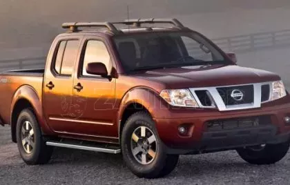 Σκαλοπάτια για Nissan Navara D40 (2005-2015) - 4 doors - 2τμχ. 