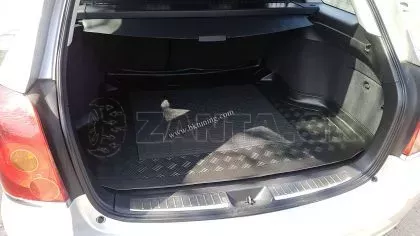 Πατάκι για πορτ - μπαγκάζ για Toyota Avensis (2003-2008) - Combi - 1τμχ. 