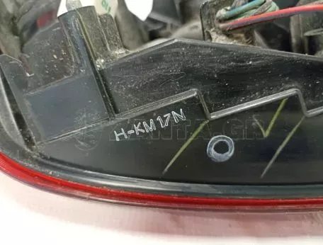 Φανάρι πίσω δεξί από MITSUBISHI SPACE STAR - 8330A780 