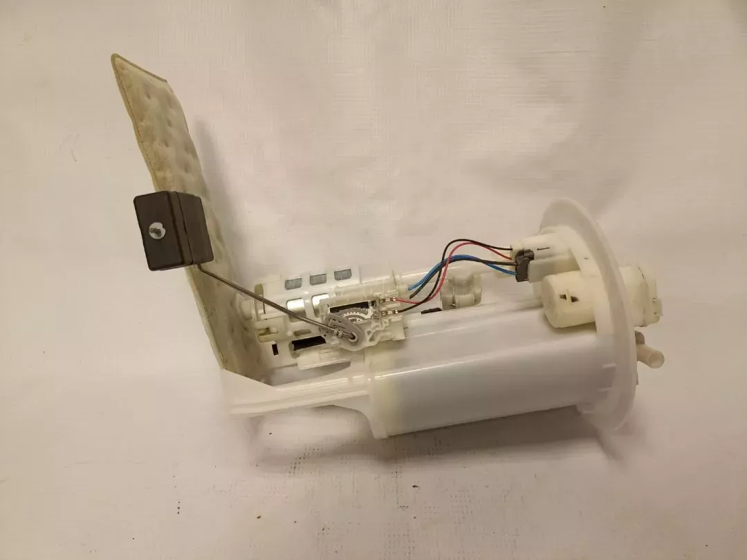 Μονάδα παροχής καυσίμων TOYOTA YARIS - 77704-0D070