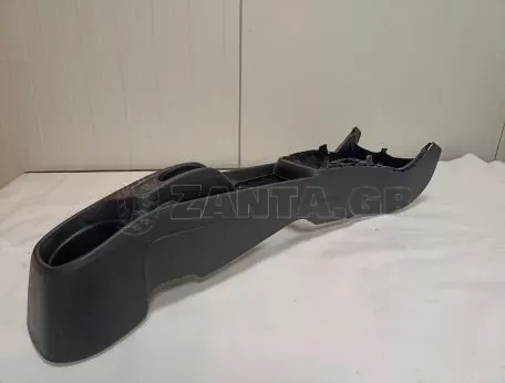 Κονσόλα κεντρική από Toyota Yaris - 58911-0D340 