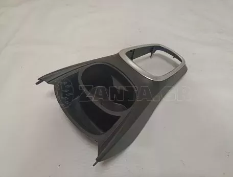 Κονσόλα κεντρική από Toyota Yaris - 58837-0D060 