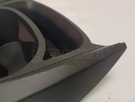 Κονσόλα κεντρική από Toyota Yaris - 58837-0D060 