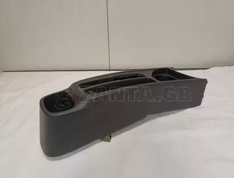 Κονσόλα κεντρική από Hyundai i10 - 84620-B9000 