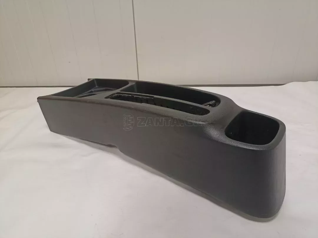 Κονσόλα κεντρική από Hyundai i10 - 84620-B9000