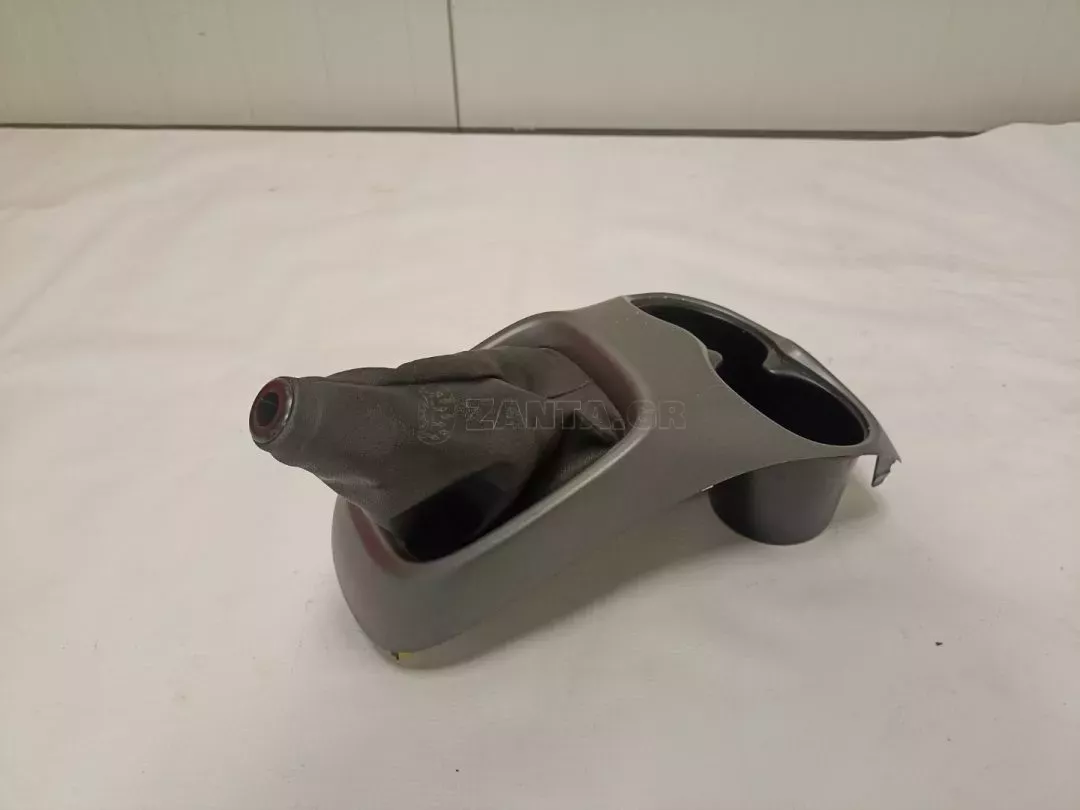 Κονσόλα κεντρική με φούσκα λεβιέ από Toyota Aygo - 58804-0H020