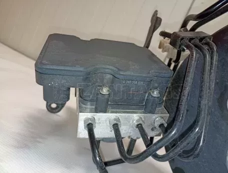 Σετ εγκεφάλου και αντλία ABS από Toyota Aygo - 0265258008 