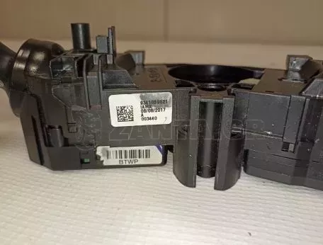 Φλασιέρα τιμονιού από Hyundai i10 - 299132328 299132302 