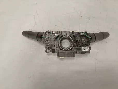Φλασιέρα τιμονιού από Mitsubishi Space Star - 8600A786 