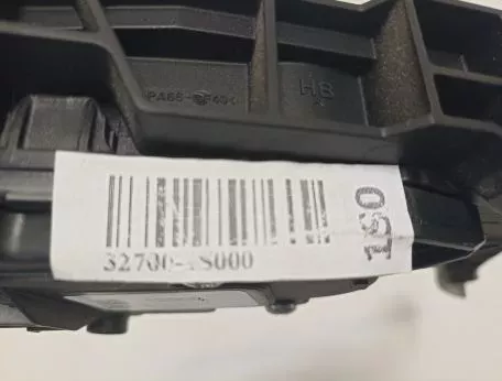 Σετ πεντάλ γκαζιού από Hyundai i10 - 32700-1S000 