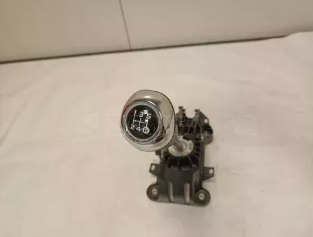 Λεβιές Ταχυτήτων από Toyota Yaris - 33530-0D040 