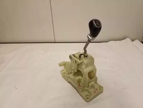 Λεβιές Ταχυτήτων από Hyundai i10 - 43700-XXXXX 