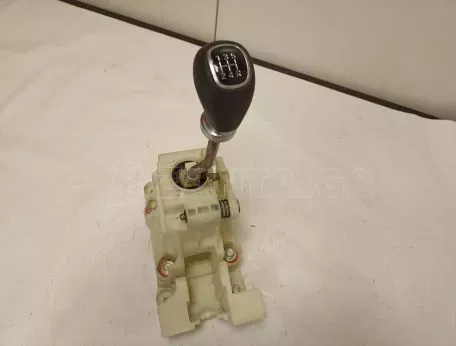 Λεβιές Ταχυτήτων από Hyundai i10 - 43700-XXXXX 