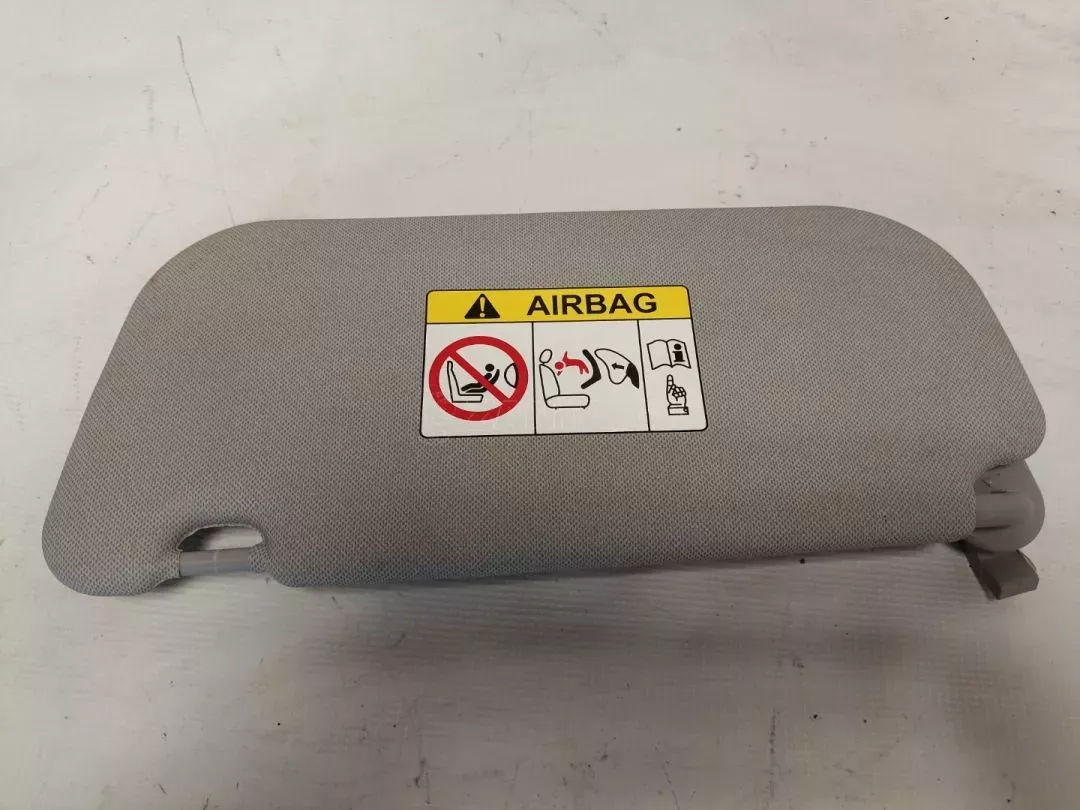Αλεξήλιο Δεξί από Hyundai i10 - 85237-B9000
