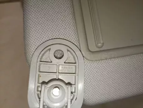 Αλεξήλιο Δεξί από Hyundai i10 - 85237-B9000 