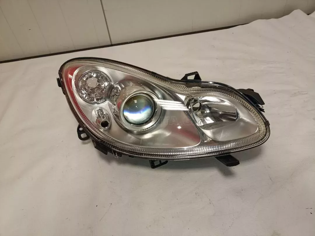 Φανάρι εμπρός δεξί από Smart Fortwo - 20-11881-05-2