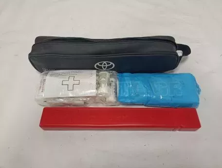 Κιτ πρώτων βοηθειών έκτακτης ανάγκης απο Toyota - PW022-00029 
