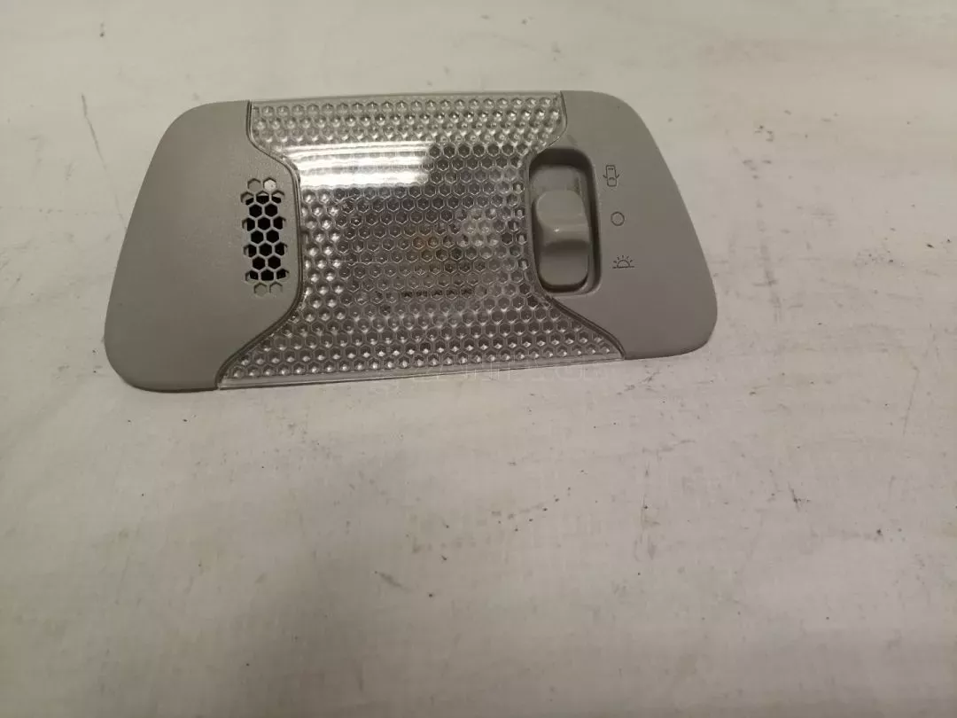 Πλαφονιέρα από Toyota Aygo - 81260-0H010