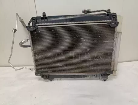 Σετ Ψυγείο νερού με Βεντιλατέρ από Toyota Yaris - 422133-3845 