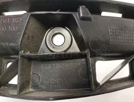 Στήριγμα πίσω προφυλακτήρα από Toyota aygo - 52576-0H031 