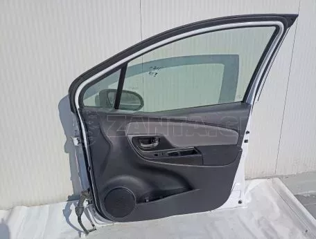 Πόρτα μπροστινή δεξιά συνοδηγού από Toyota Yaris Comfort 2020 - 00000 