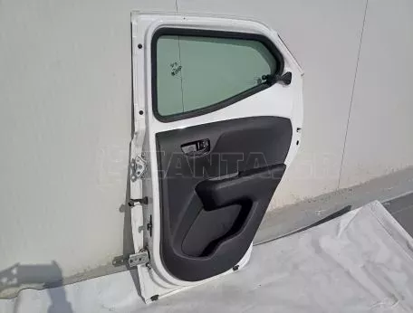 Πόρτα μπροστινή συνοδηγού από Toyota AYGO x 2021 - 00000 