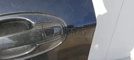 Πόρτα πίσω αριστερή συνοδηγού από Toyota Yaris Hybrid Comfort 2017 - 00000 