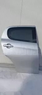 Πόρτα πίσω δεξιά συνοδηγού από Peugeot 108 Style 2021 - 00000 