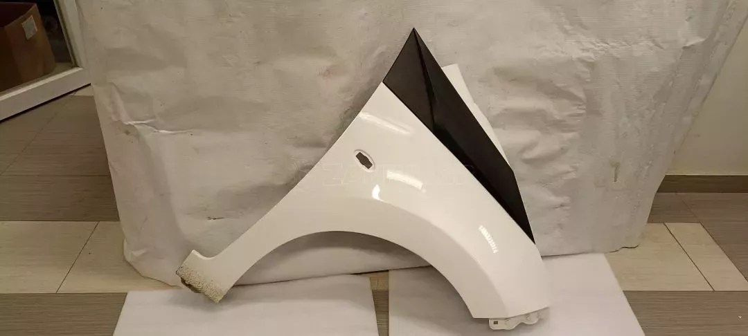 Φτερό μπροστά δεξιά συνοδηγού από Toyota AYGO x-play 2021 - 00000