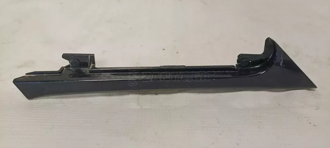 Κάλυμμα Πίσω αριστερό οδηγού από Toyota Aygo - 75577-0H010