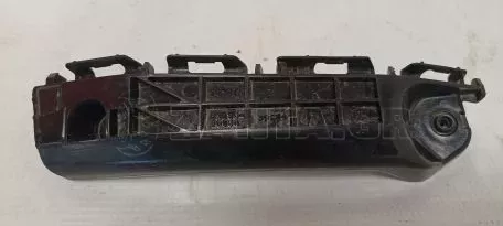 Βάση Προφυλακτήρα Εμπρός Δεξιά από Toyota Yaris - 52535-0D090 