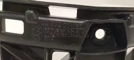 Στήριγμα πίσω προφυλακτήρα από Toyota Aygo - 52576-0H031 