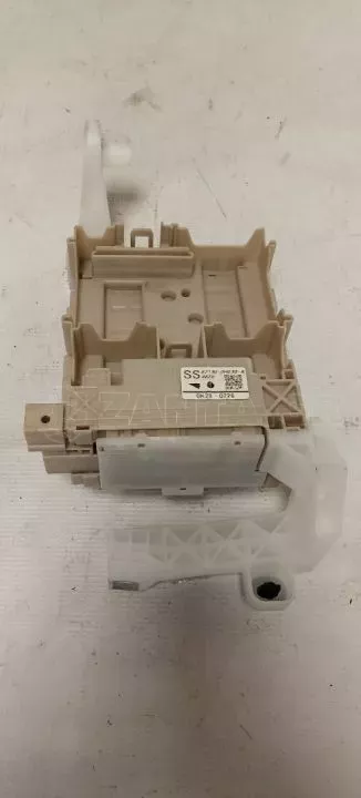 Ασφαλειοθήκη από Toyota Aygo - 82730-0H030