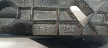 Βάση προφυλακτήρα πίσω από Toyota Yaris - 52575-0D460 