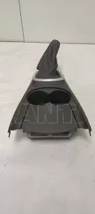 Κονσόλα κεντρική από Toyota Yaris - 58837-0D020 58842-0D140 58804-0D190 58821-0D080 