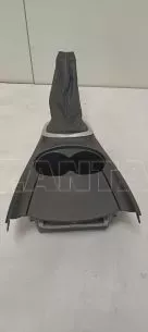 Κονσόλα κεντρική από Toyota Yaris - 58837-0D020 58842-0D140 58804-0D190 58821-0D080 