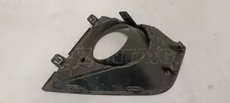 Κάλυμμα φαναριού ομίχλης από Mitsubishi Space Star - 6400J773 