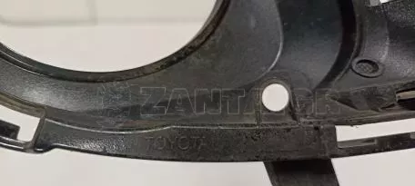 Μπροστινό δεξί κάλυμμα προβολέα ομίχλης από Toyota YARIS - 81481-0D360 52030-0D140 