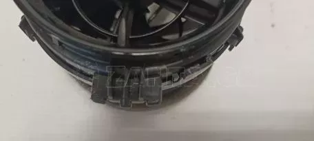 Αριστερό ταμπλό αεραγωγού από TOYOTA YARIS - 555686-2280 