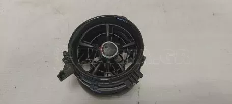 Αριστερό ταμπλό αεραγωγού από TOYOTA YARIS - 555686-2280 