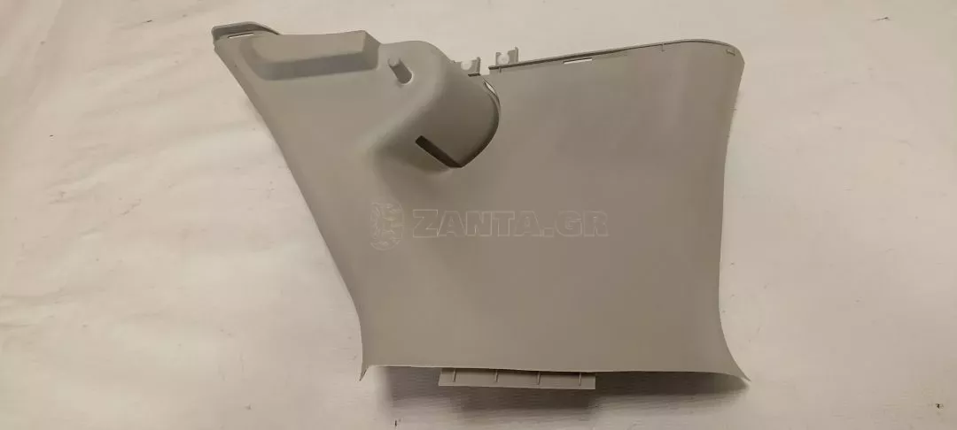 Επάνω Δεξιά Επένδυση από Mitsubishi Mirage - 7230A644