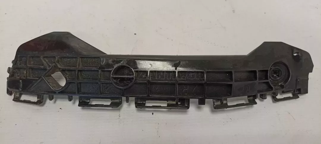 Βάση προφυλακτήρα πίσω από Toyota Yaris - 52575-0D460