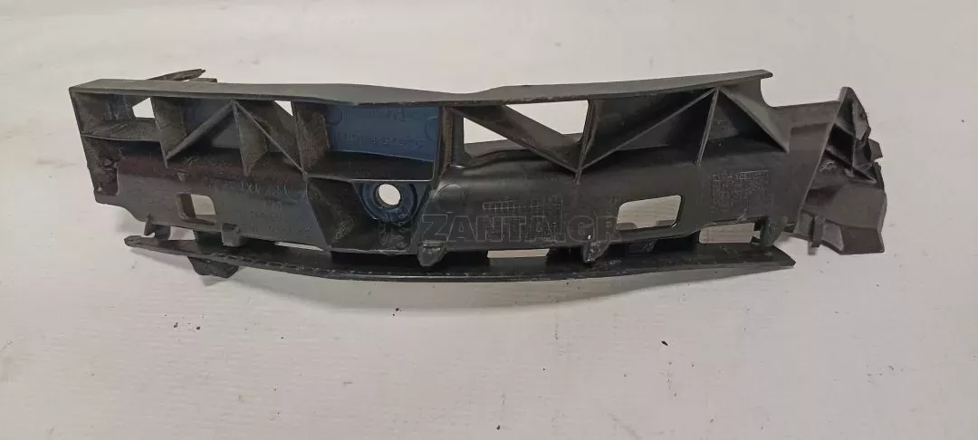 Βάση προφυλακτήρα πίσω δεξιά από TOYOTA AYGO - 52575-0H031