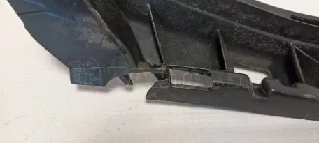 Βάση προφυλακτήρα πίσω δεξιά από TOYOTA AYGO - 52575-0H031 