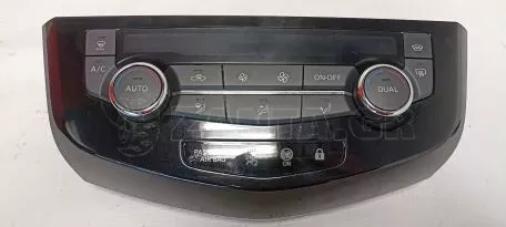 Χειριστήριο Καλοριφέρ από Nissan Qashqai - T907771 