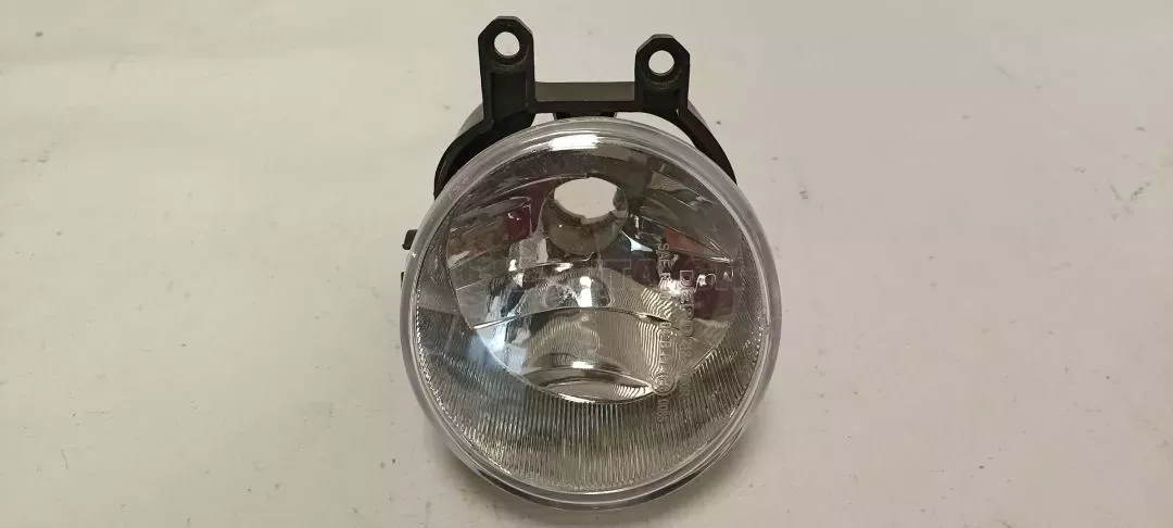 Δεξιός Προβολέας Ομίχλης από Toyota Yaris - 08-212-2090R
