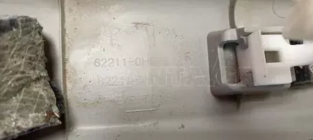 Πλαίσιο Επένδυσης Εμπρός Δεξιού Στύλου από Peugeot 108 - 62211-0H090 62211-0H070 